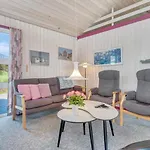 Awesome In With 0 Bedrooms Σπίτι διακοπών Løkken
