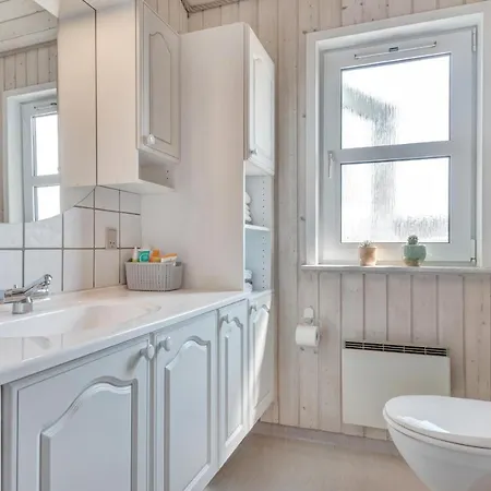 Awesome In With 0 Bedrooms * Løkken